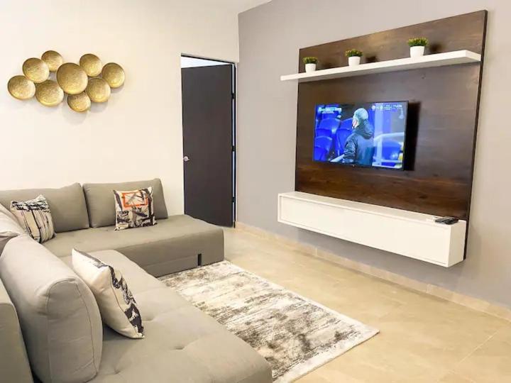 Elegante Y Preciosa Casa Con Excelente Ubicacion *